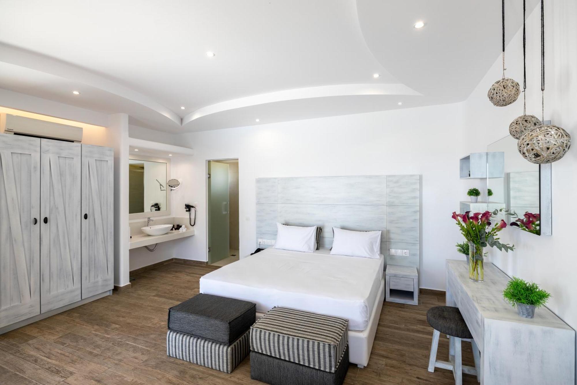 Hotel Tropicana , & Mykonos 4*